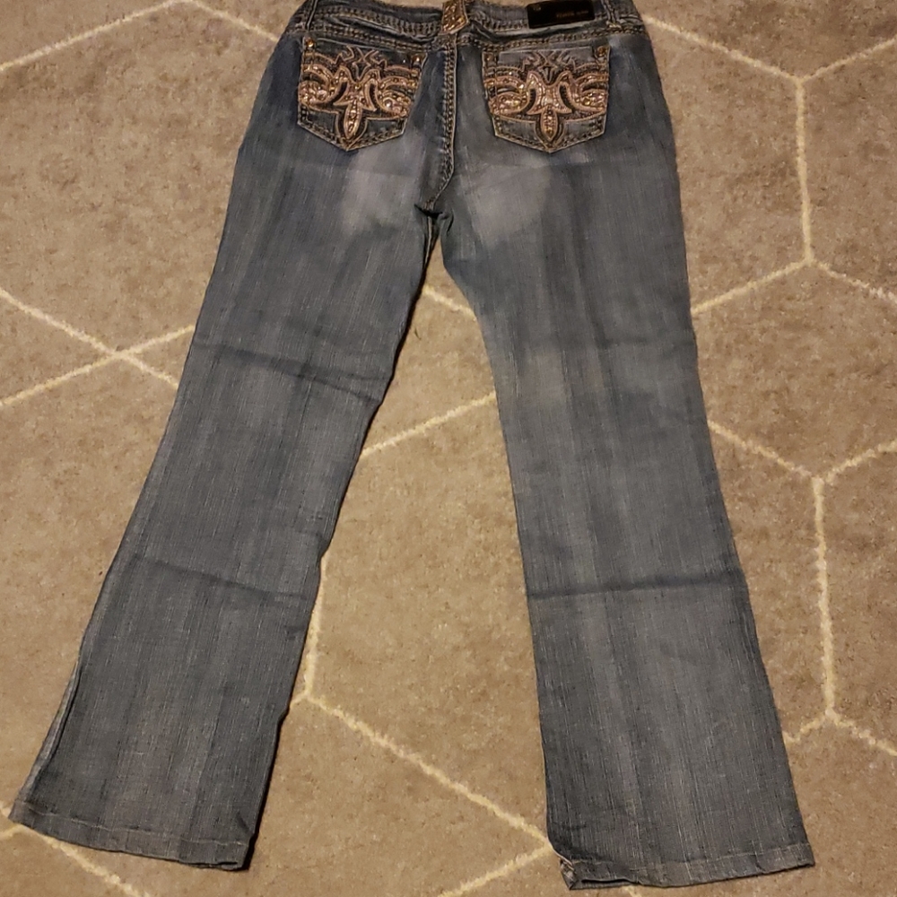 Grace in LA Jeans size 30